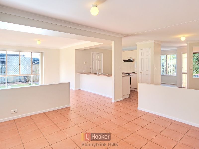 15 Rubicon Crescent, Kuraby QLD 4112