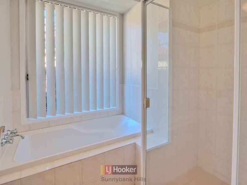 15 Rubicon Crescent, Kuraby QLD 4112