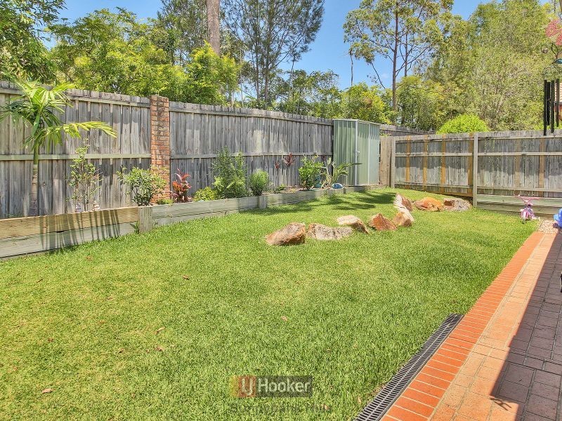 2/8 Honeysuckle Way, Calamvale QLD 4116