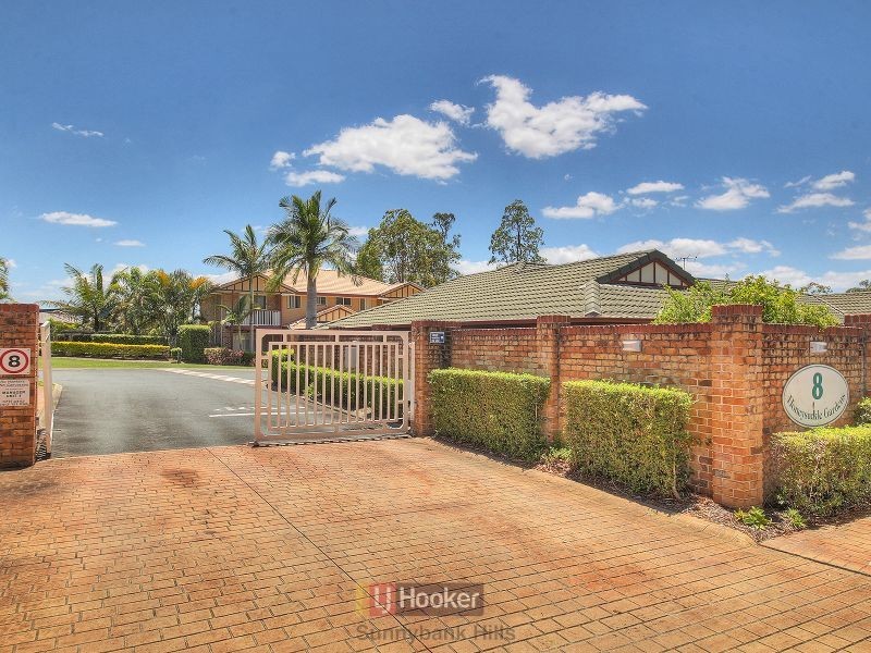 2/8 Honeysuckle Way, Calamvale QLD 4116