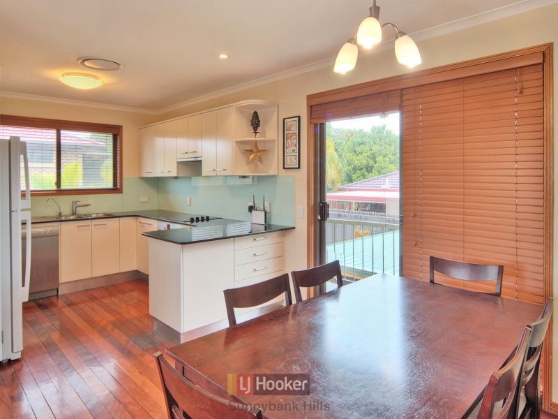 10 Pumice Street, Eight Mile Plains QLD 4113