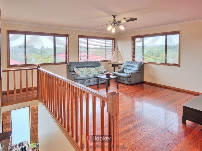 10 Pumice Street, Eight Mile Plains QLD 4113