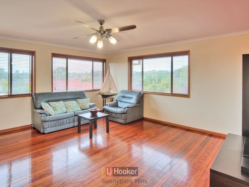 10 Pumice Street, Eight Mile Plains QLD 4113