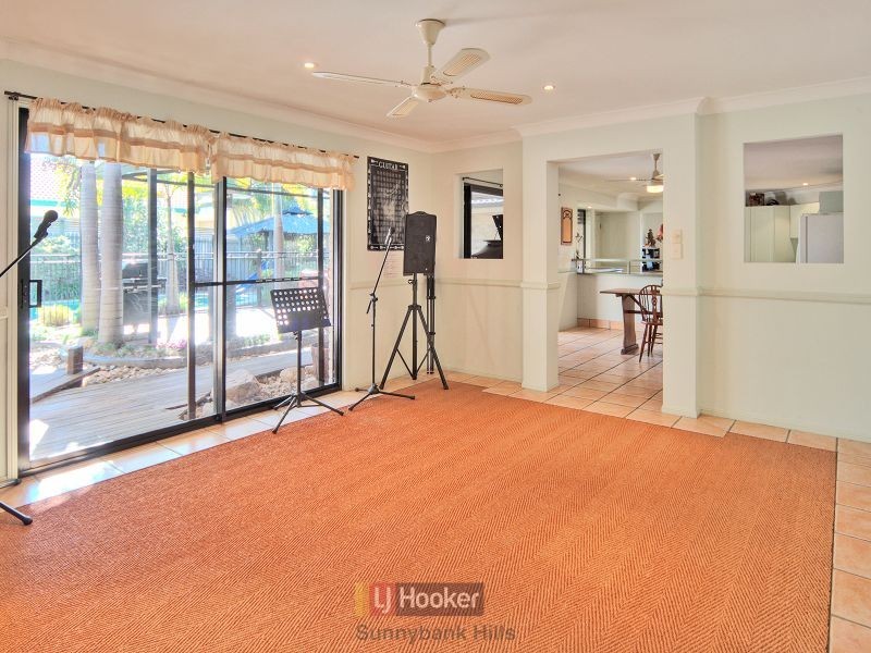 43 Albert Place, Parkinson QLD 4115