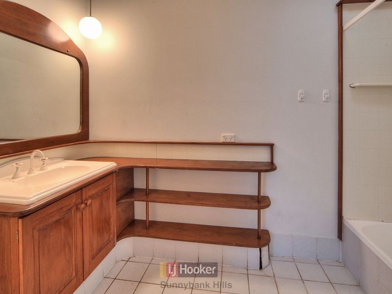 8 Stirling Street, Sunnybank Hills QLD 4109