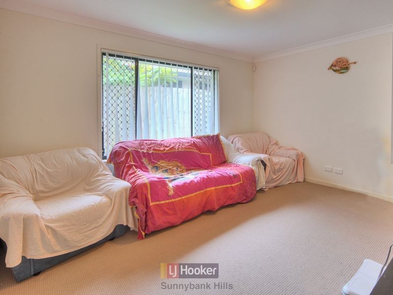 5 Ayesha Place, Calamvale QLD 4116