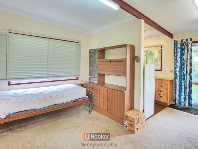 67 Agnes Street, Sunnybank QLD 4109