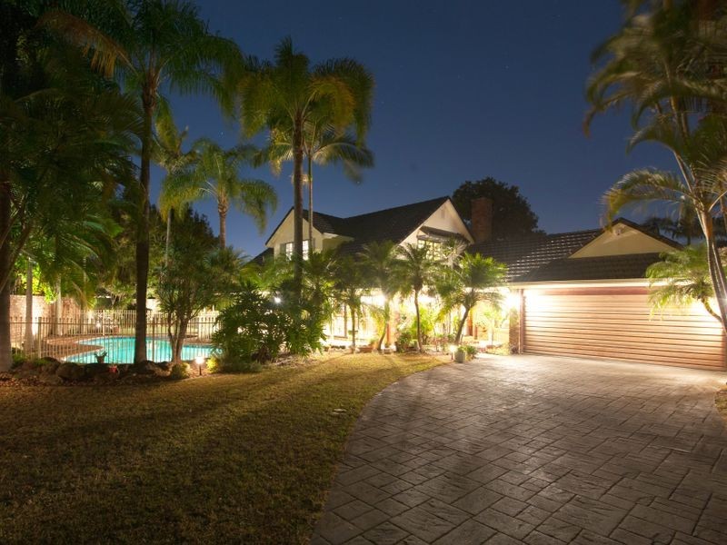 12 Bonutto Court, Robertson QLD 4109