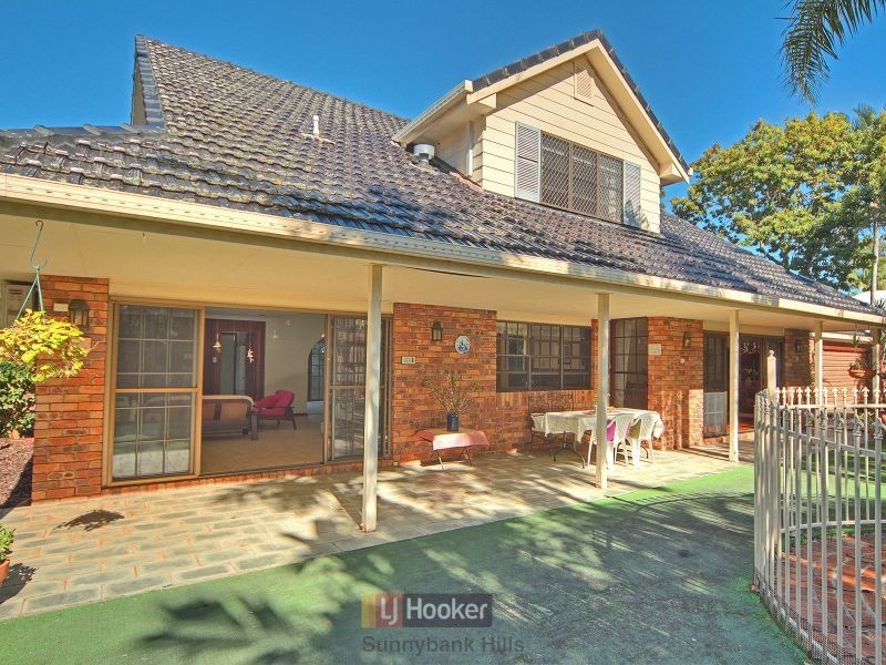 12 Bonutto Court, Robertson QLD 4109