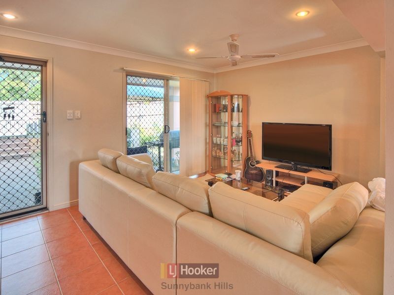 2/9 San Mateo Boulevarde, Eight Mile Plains QLD 4113