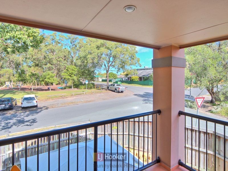 2/9 San Mateo Boulevarde, Eight Mile Plains QLD 4113