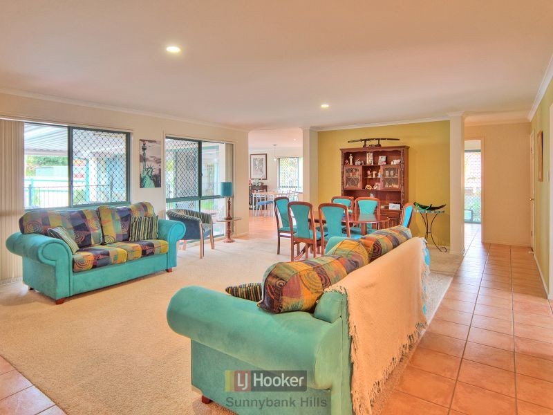 76 Lindfield Street, Parkinson QLD 4115