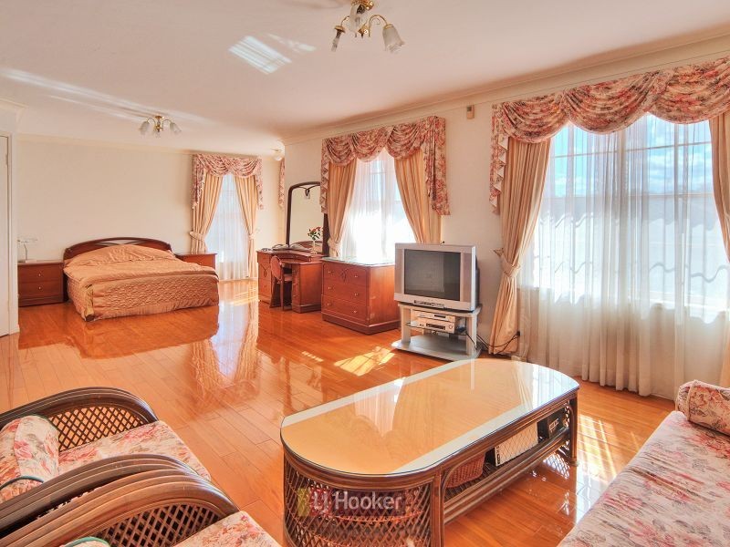 5 Kernow Street, Robertson QLD 4109