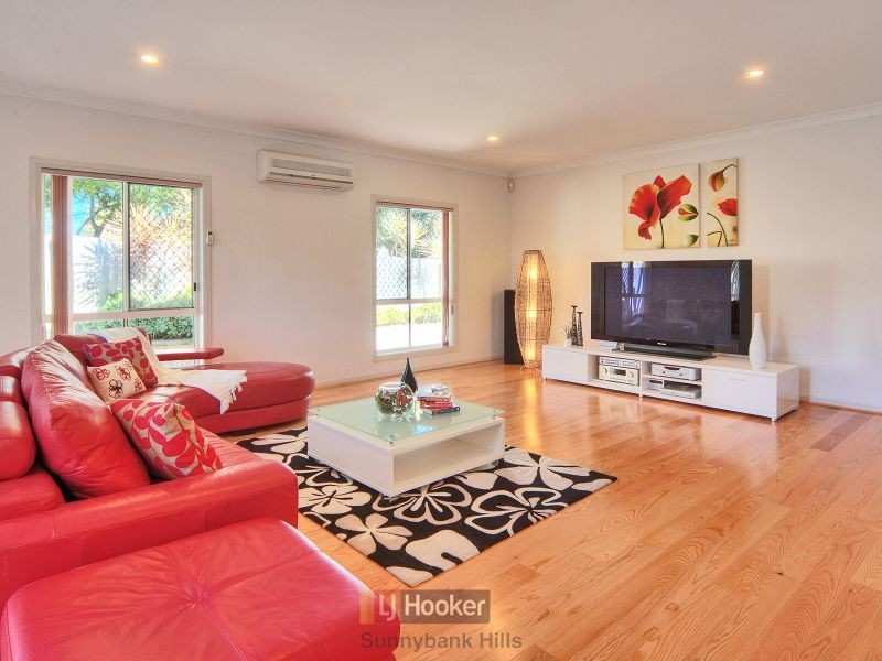 93 Lynelle Street, Sunnybank Hills QLD 4109