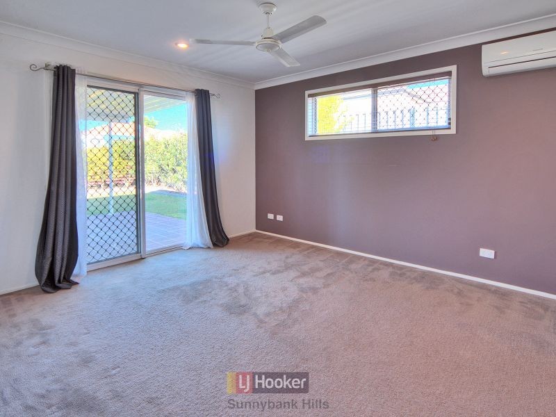 42 Mapelton Circuit, Parkinson QLD 4115