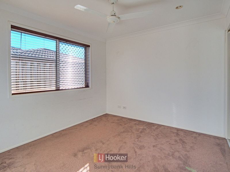 42 Mapelton Circuit, Parkinson QLD 4115