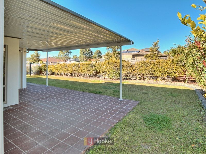 42 Mapelton Circuit, Parkinson QLD 4115