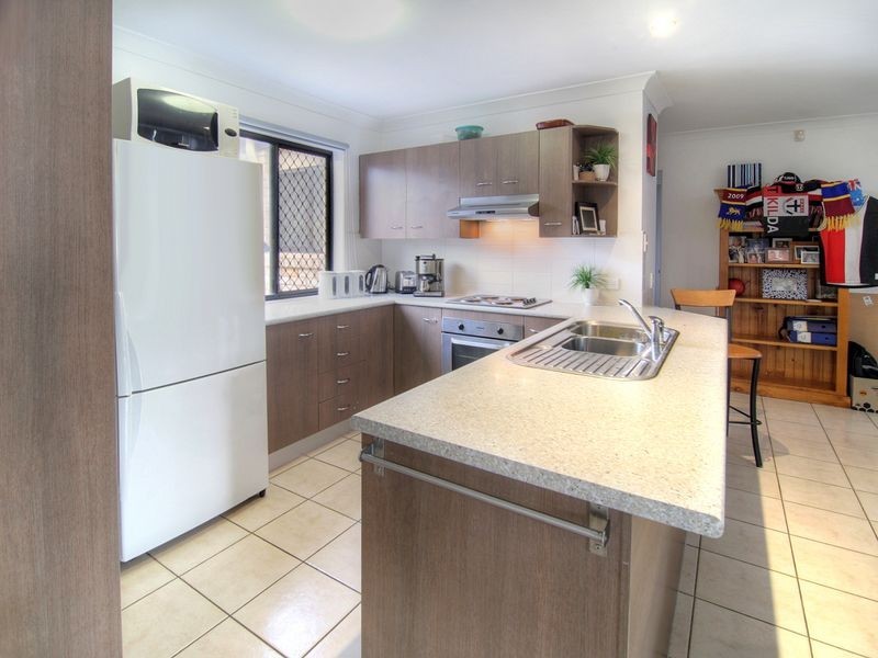 23 Mimosa Street, Parkinson QLD 4115