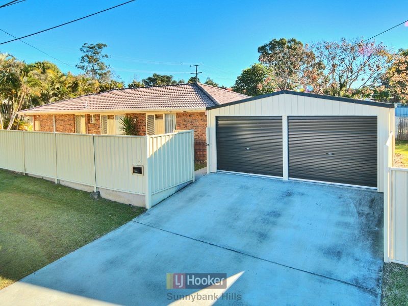 2 Helmet Court, Hillcrest QLD 4118