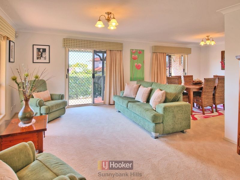 2 Utah Place, Parkinson QLD 4115