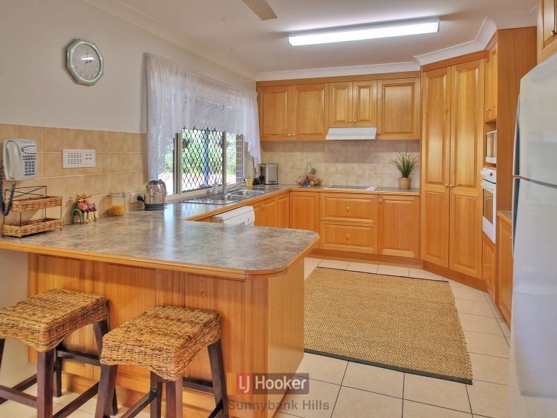 2 Utah Place, Parkinson QLD 4115