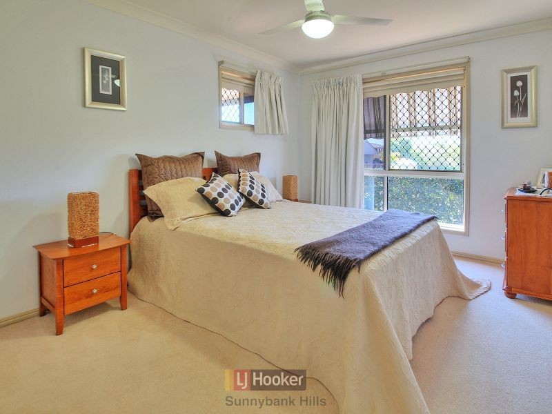 2 Utah Place, Parkinson QLD 4115