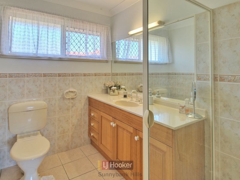 2 Utah Place, Parkinson QLD 4115