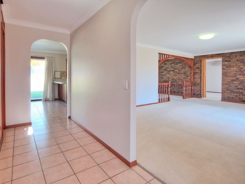 7 Hoover Court, Stretton QLD 4116