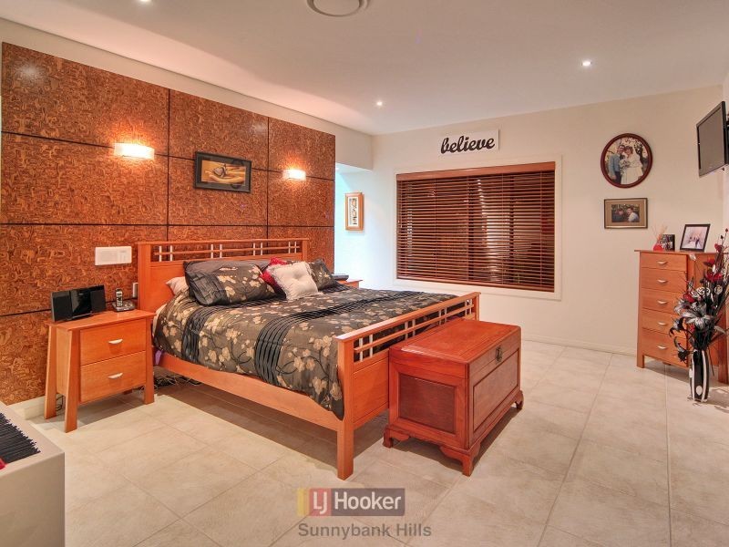 74 Lamona Circuit, Sunnybank Hills QLD 4109