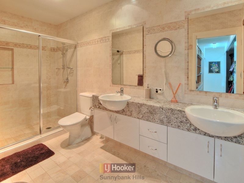 74 Lamona Circuit, Sunnybank Hills QLD 4109