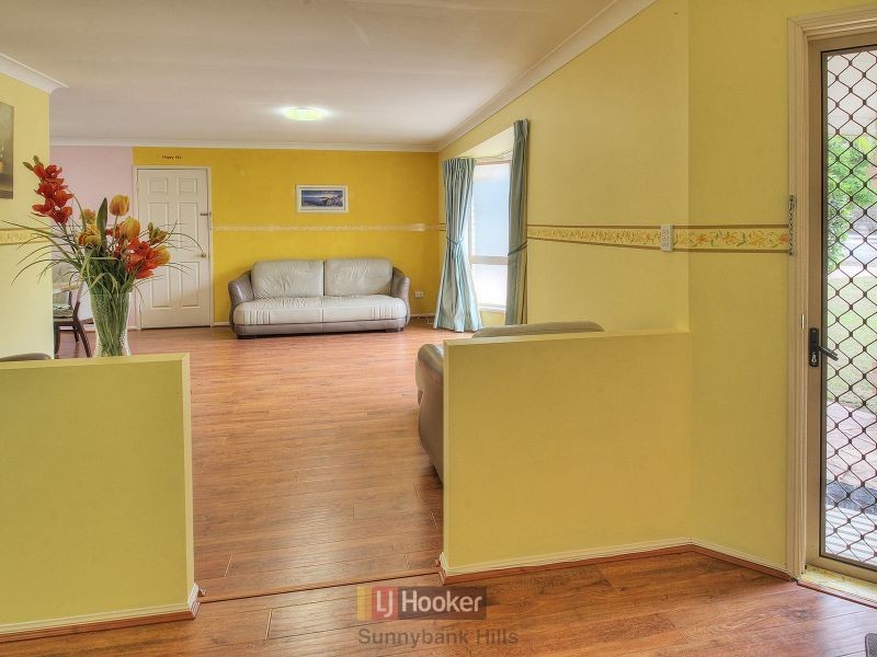 117 Kameruka Street, Calamvale QLD 4116