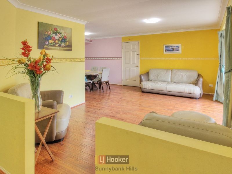 117 Kameruka Street, Calamvale QLD 4116