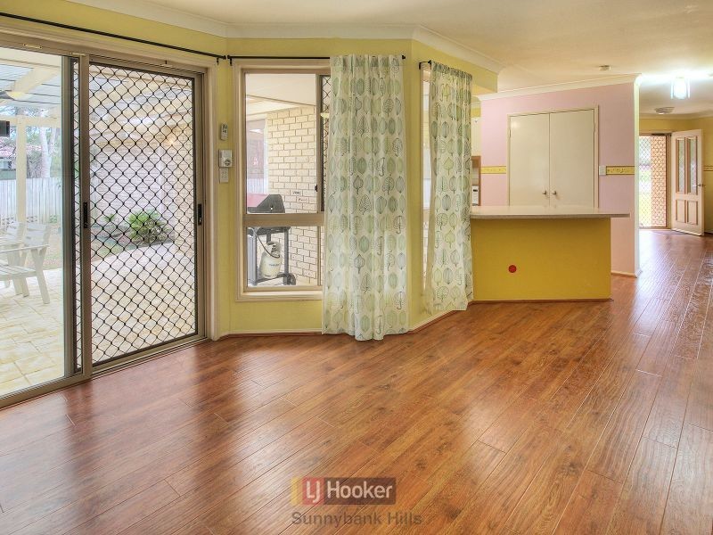 117 Kameruka Street, Calamvale QLD 4116