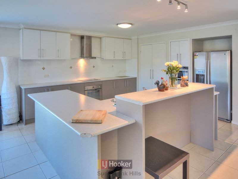 12 Sarabah Close, Calamvale QLD 4116