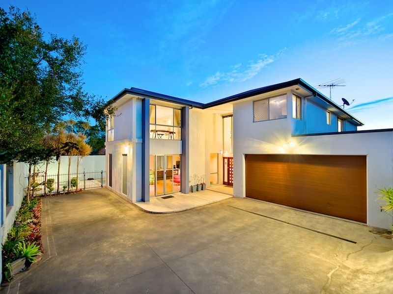 25 Cavallaro Street, Robertson QLD 4109