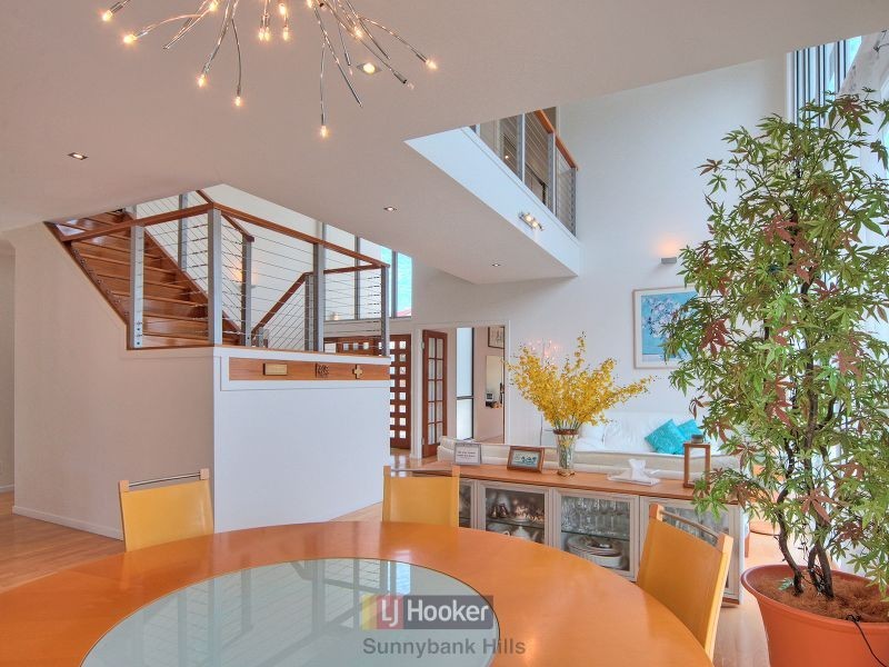 25 Cavallaro Street, Robertson QLD 4109