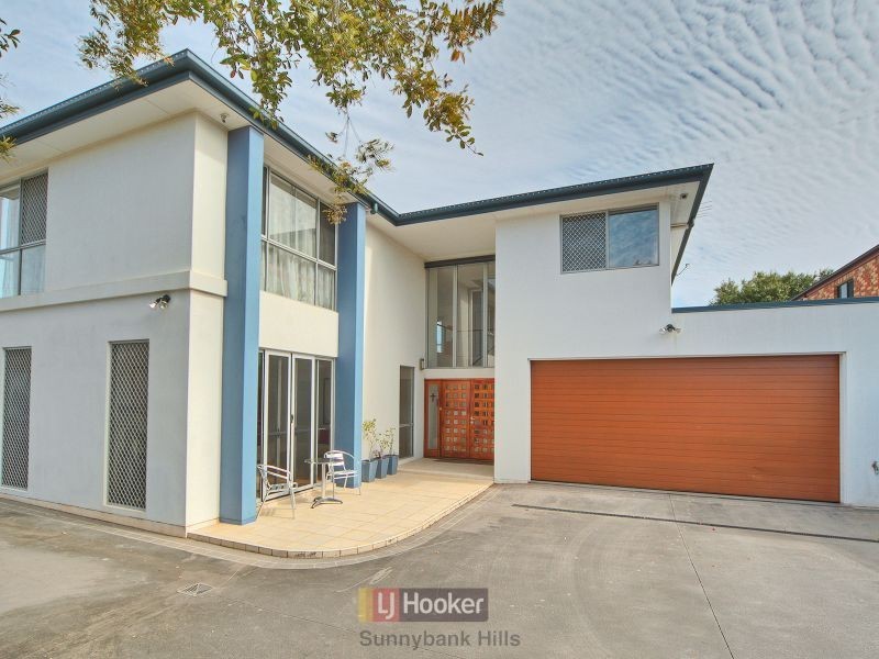 25 Cavallaro Street, Robertson QLD 4109