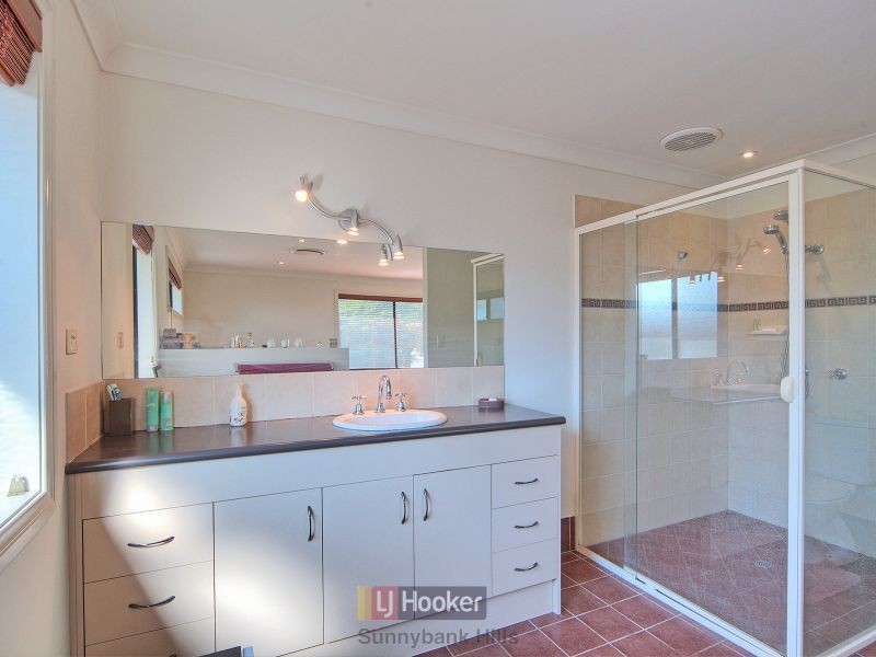 1 Elliot Street, Clayfield QLD 4011