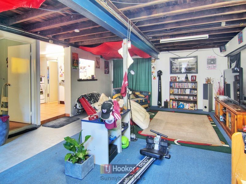 9 Evenwood Street, Coopers Plains QLD 4108