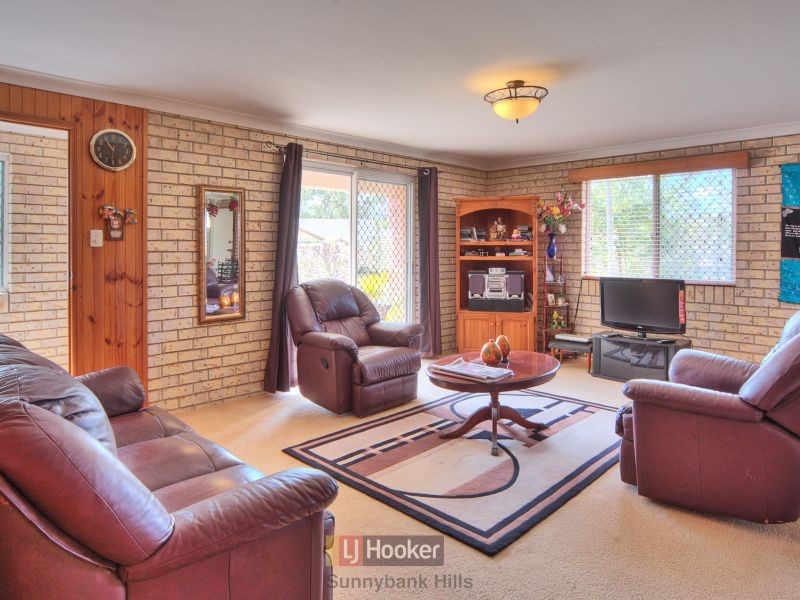 7 Alpinia Place, Calamvale QLD 4116