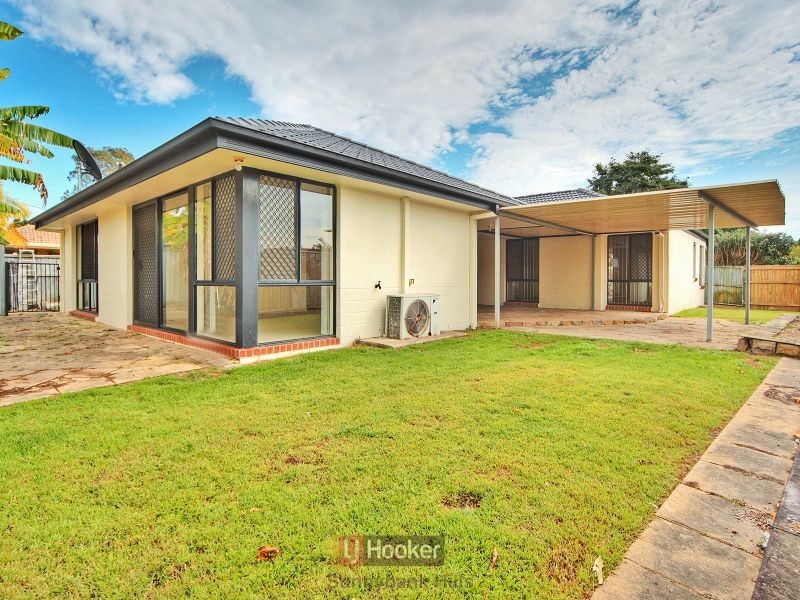 2 Hampshire Court, Calamvale QLD 4116