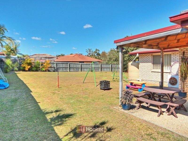 12 Nambung Place, Parkinson QLD 4115