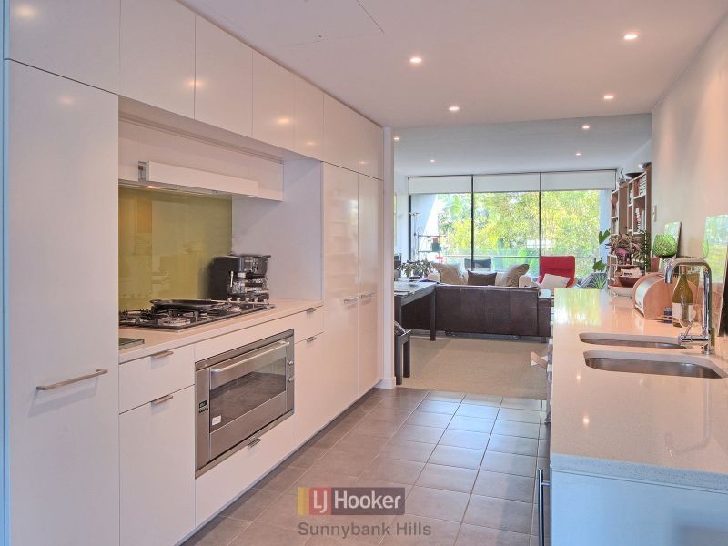239/10 Pidgeon Close, West End QLD 4101