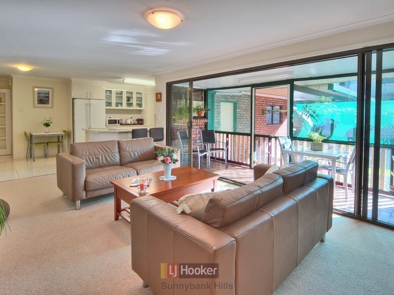 36 Driftwood Street, Sunnybank Hills QLD 4109