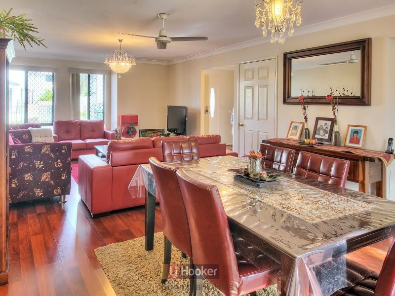 17 Hoop Pine Place, Sunnybank Hills QLD 4109