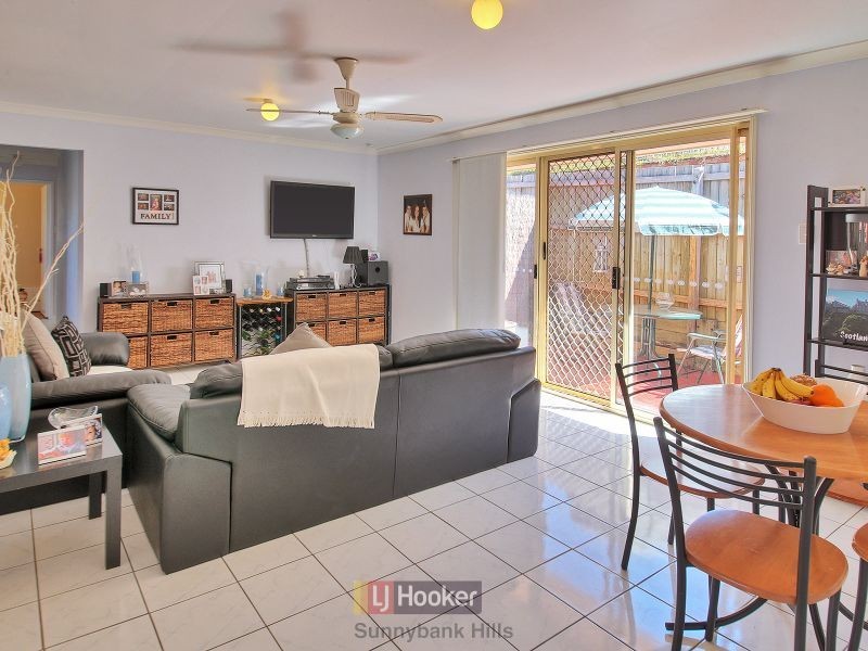 18 Kyabra Street, Runcorn QLD 4113