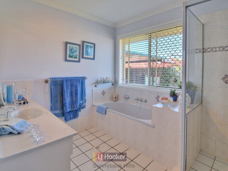 18 Kyabra Street, Runcorn QLD 4113