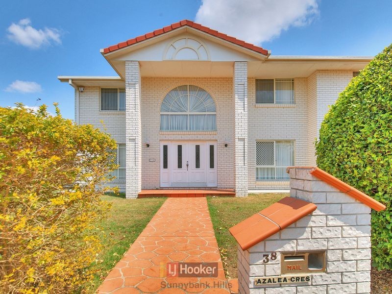 38 Azalea Crescent, Calamvale QLD 4116