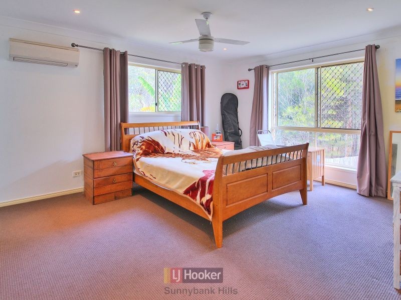 82 Lancaster Circuit, Stretton QLD 4116