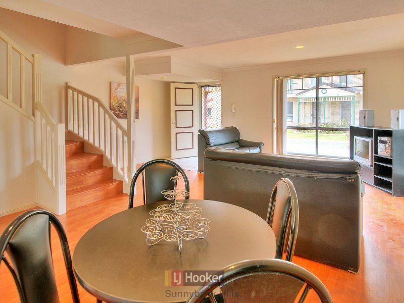 15/10 Lawrence Close, Robertson QLD 4109